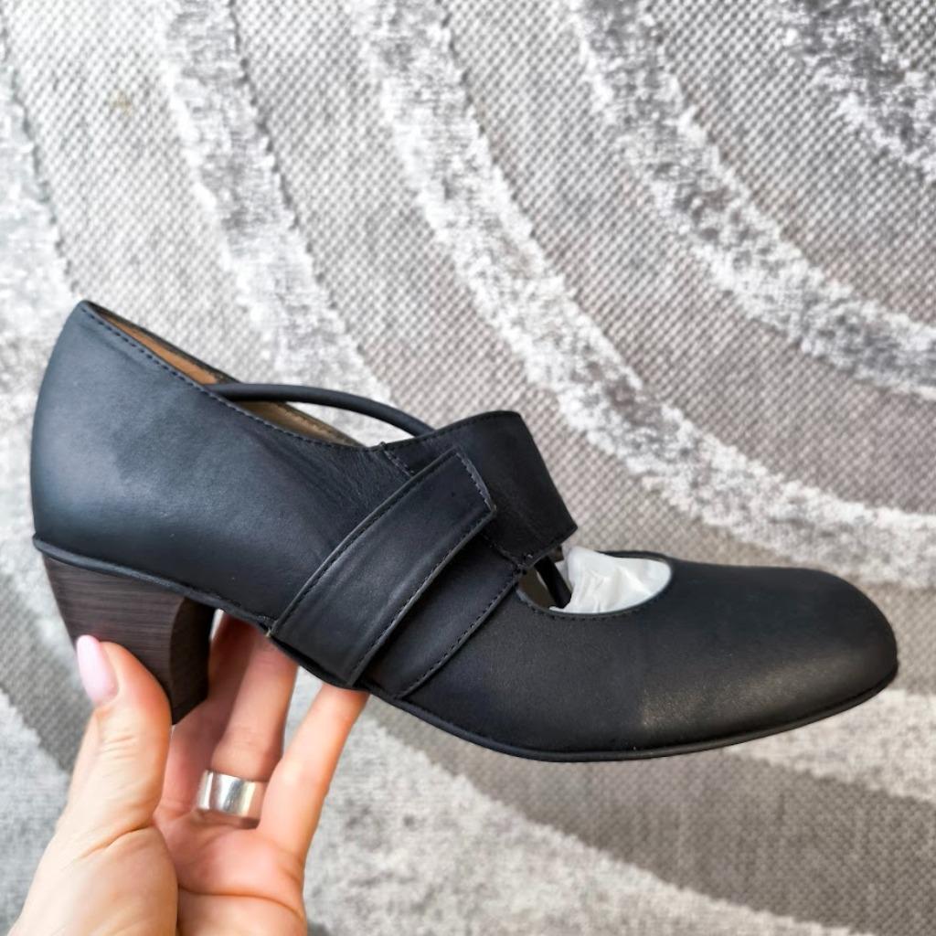 Livingstone pump zwart uitneembaar voetbed uk 5,5 - eu 38, Kleding | Dames, Ophalen of Verzenden, Zwart