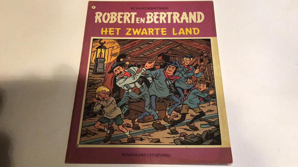 Robert en Bertrand (+), Gelezen, Willy Vandersteen, Eén stripboek, Ophalen of Verzenden