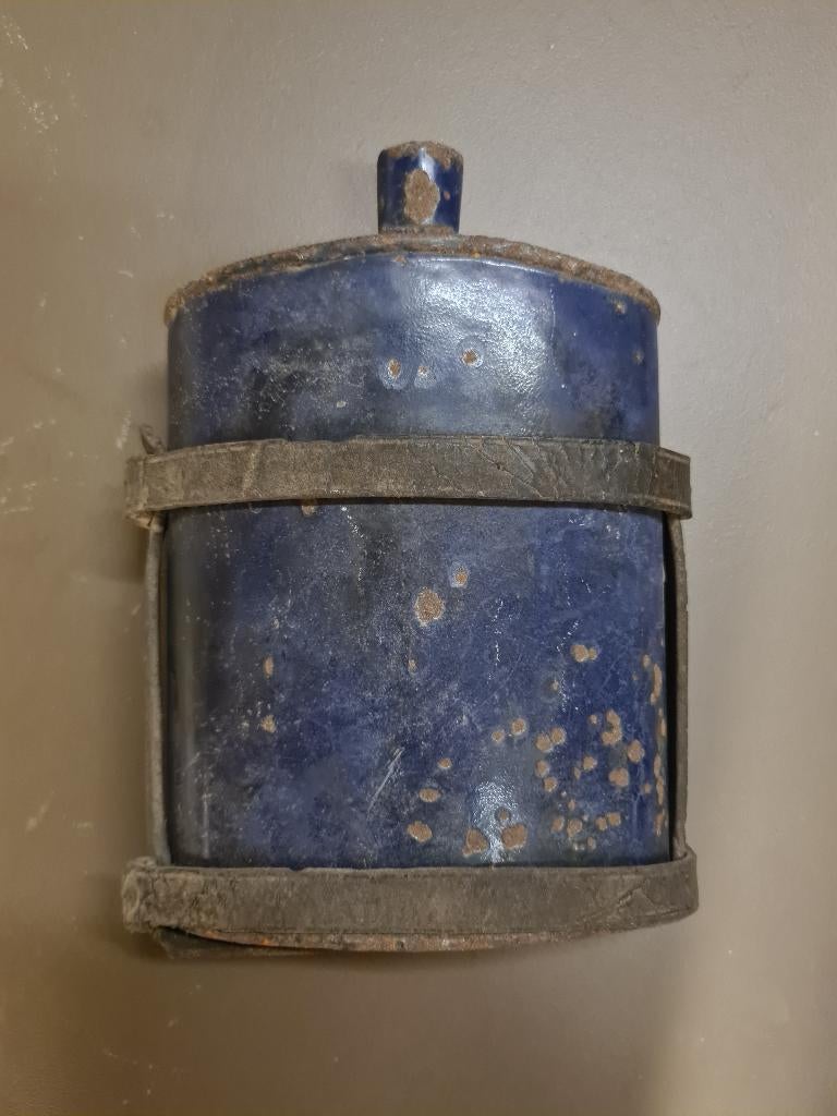 Engelse veldfles met resten leder 1917 WWI WO1, Verzenden, Landmacht