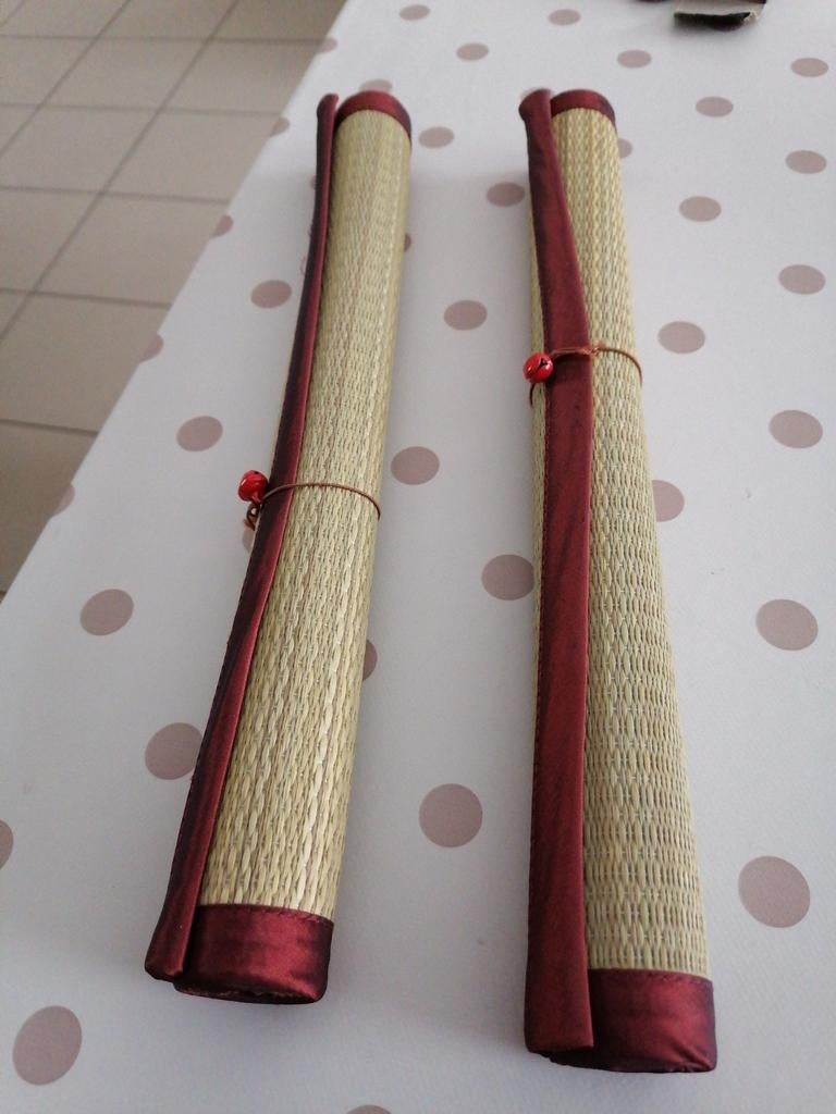 2 rieten placemats, Huis en Inrichting, Ophalen of Verzenden, Zo goed als nieuw