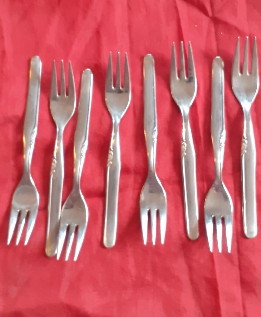8 fourchettes à pâtisserie en.inox, Enlèvement ou Envoi, Utilisé