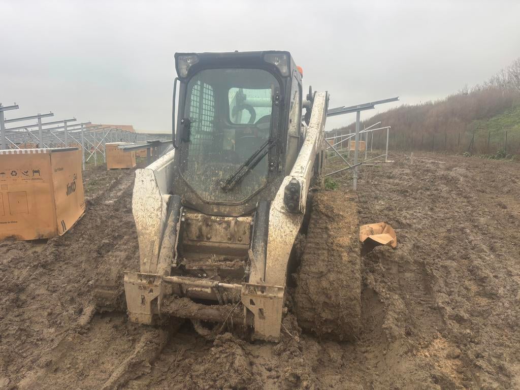 Technieker op werf, Ophalen
