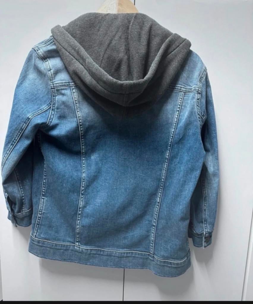 Jeans vest met kap S, Kinderen en Baby's, Ophalen of Verzenden, Zo goed als nieuw