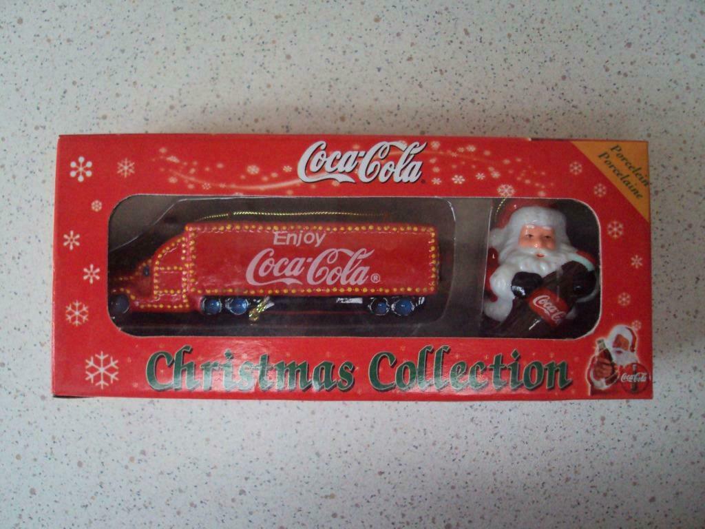 Porcelijnen Kerstboom setje van Coca Cola in Nieuwstaat !, Diversen, Kerst, Ophalen of Verzenden, Nieuw