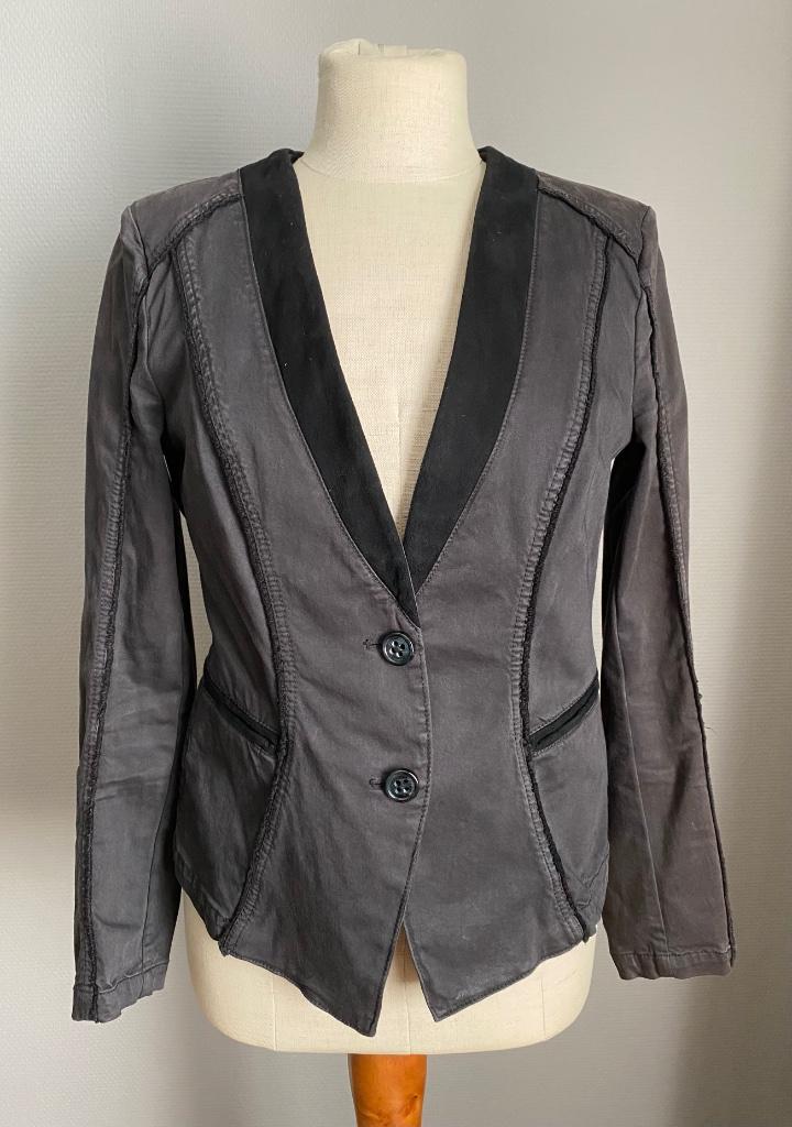 Donkergrijze blazer Hugo Boss maat 38, Maat 38/40 (M), Verzenden, Zo goed als nieuw, Jasje