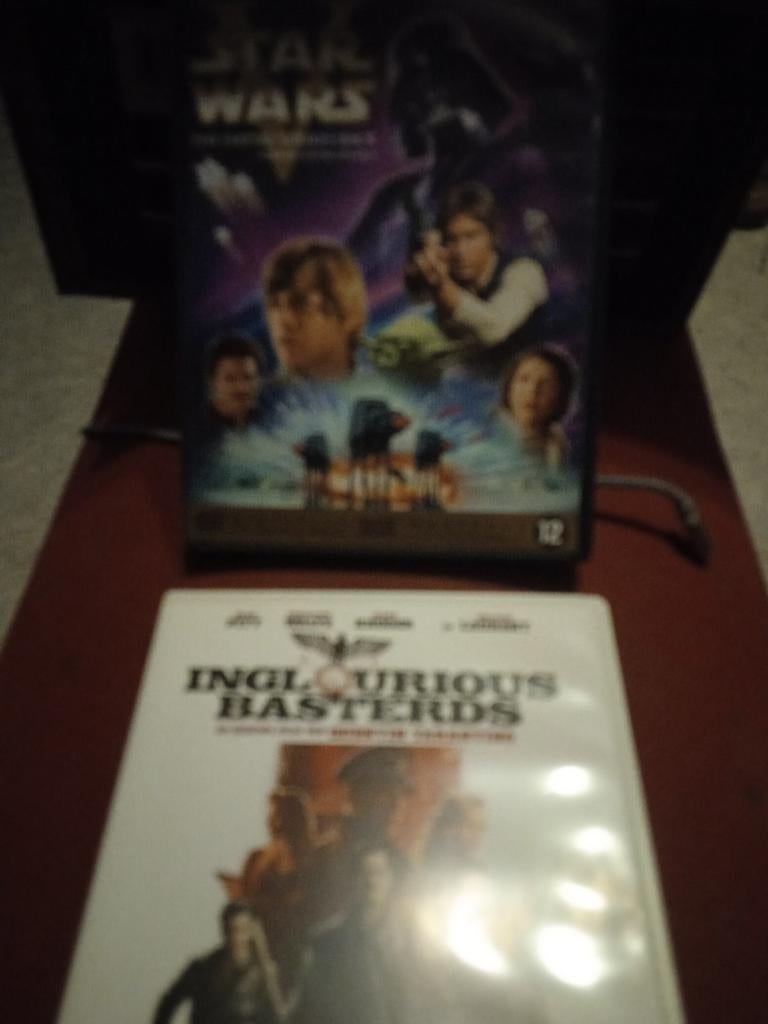 Inglorious Basterds...Star Wars The empire strikes back en a, Cd's en Dvd's, Ophalen, Zo goed als nieuw