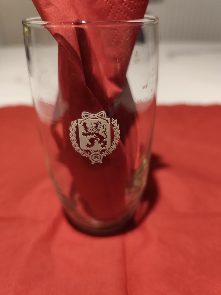 Cristal Alken glas. Voor de verzamelaars. 12 cm hoog., Ophalen