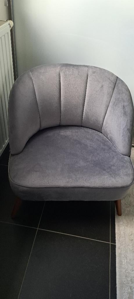 PRIX DIMINUE : fauteuil  de chambre en daim bleu, Maison & Meubles, Fauteuils, Enlèvement, Comme neuf, Bois, Moins de 50 cm