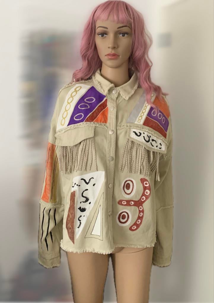 Beige handgeschilderd denim jacket (maat S/M/L), Maat 38/40 (M), Beige, Ophalen of Verzenden, Zo goed als nieuw