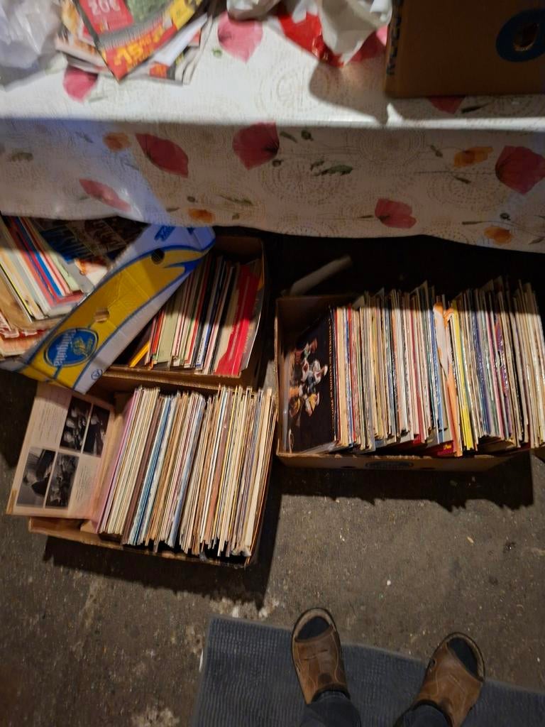 60 caisses de 33 tours, Enlèvement ou Envoi