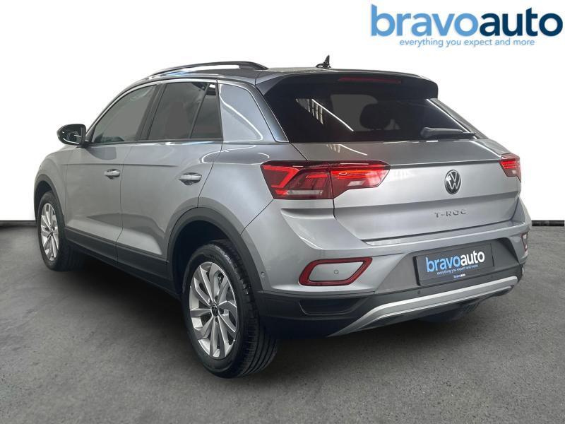 Volkswagen T-Roc DGS Life | carplay | camera | heated seats, Automaat, 1498 cc, Overige kleuren, Bedrijf