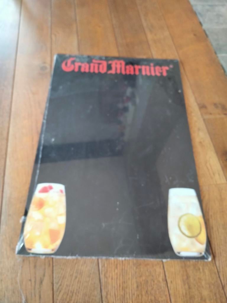 Grand Marnier-bord. Negen! Verzending mogelijk. Zie foto's., Verzamelen, Ophalen of Verzenden, Nieuw