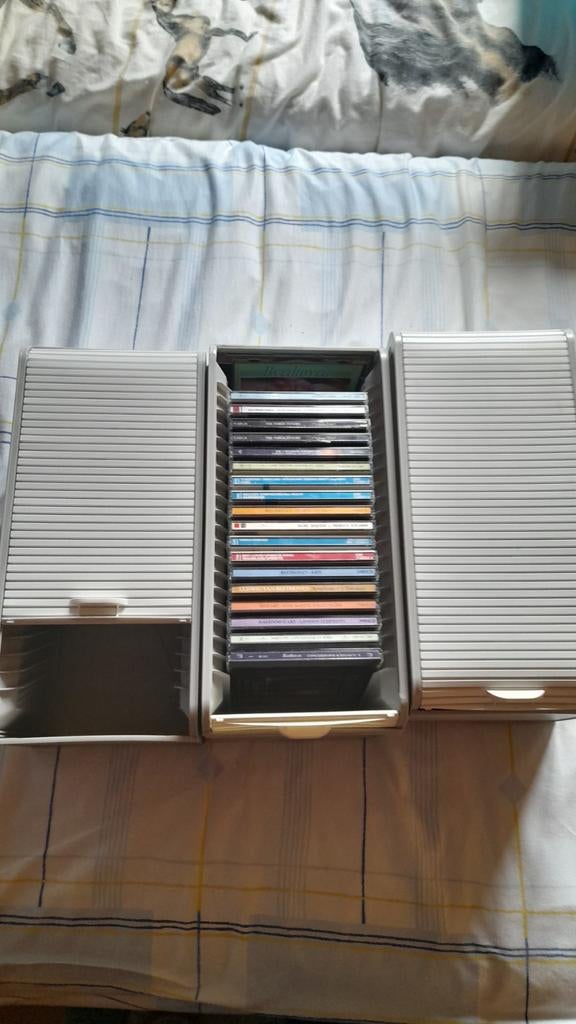 3 boîtiers pour cd, Enlèvement ou Envoi, Comme neuf