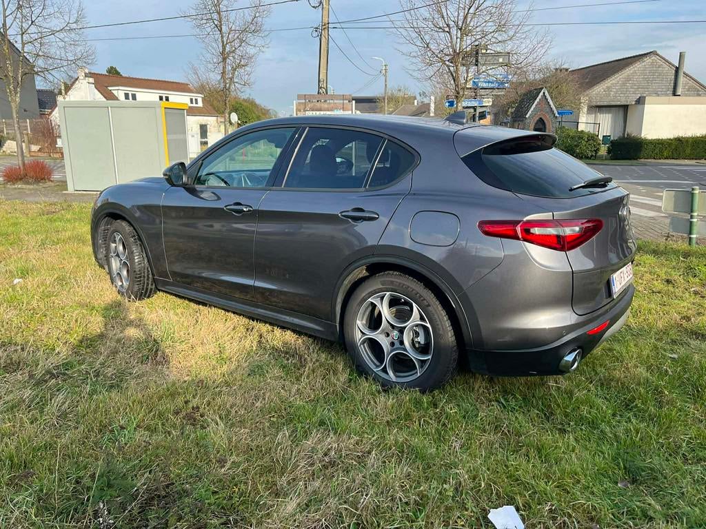 Alfa Romeo stelvio 2.2 Diesel, Cuir, Argent ou Gris, Achat, 1776 kg