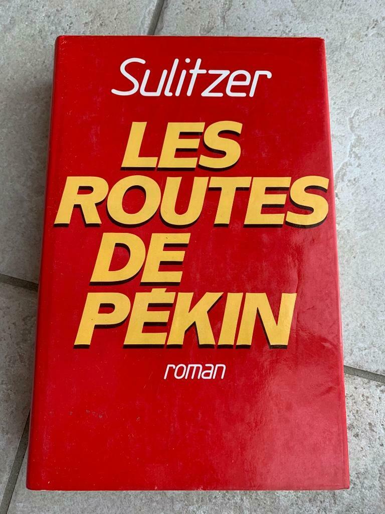 livre avec jaquette roman Les route de Pékin de Paul-Loup Su, Enlèvement, Utilisé