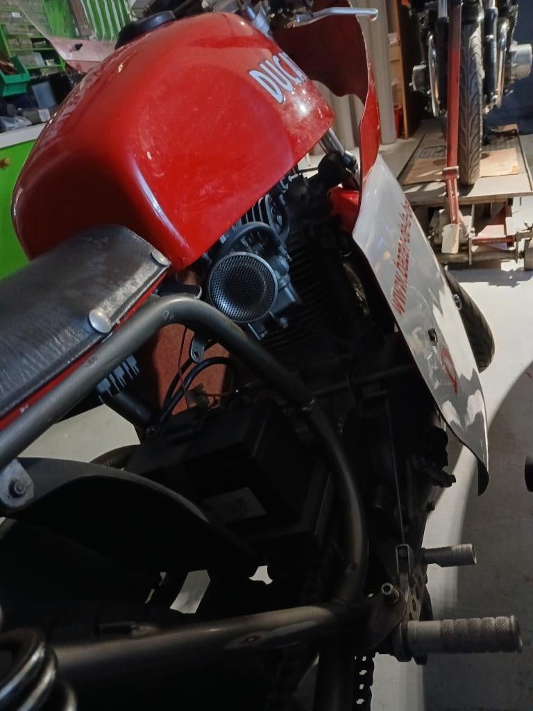 Ducati 350 Desmo, Motos, 350 cm³, Sport, Permis Moto A2 minimum, 12 à 35 kW