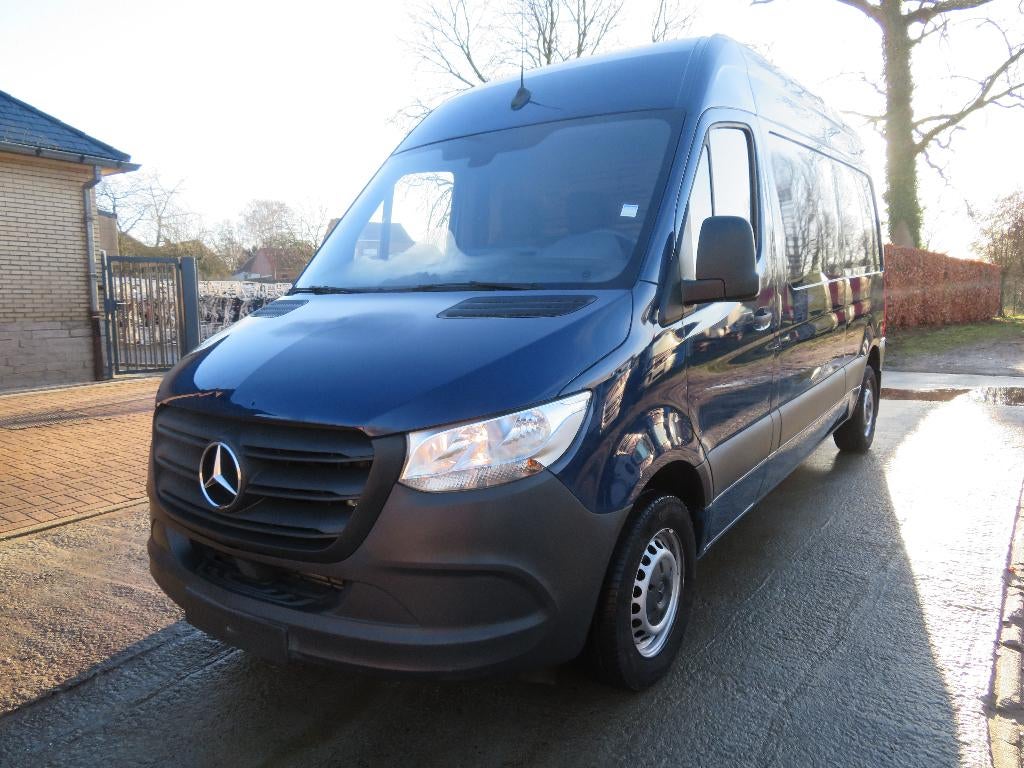 Mercedes-Benz Sprinter 311CDi - FWD - 21.991km - A2H2 - 2019, Auto's, Bestelwagens en Lichte vracht, Stof, Blauw, Mercedes-Benz