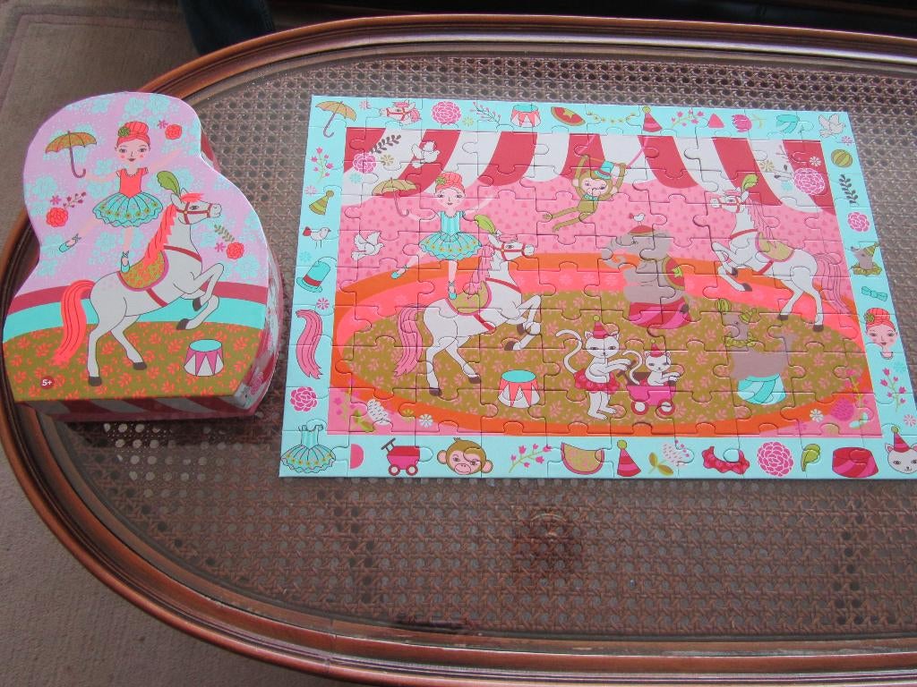 5 puzzels 100 en 99 en 59 stukjes, Kinderen en Baby's, Speelgoed | Kinderpuzzels, Ophalen of Verzenden, Meer dan 50 stukjes, Gebruikt