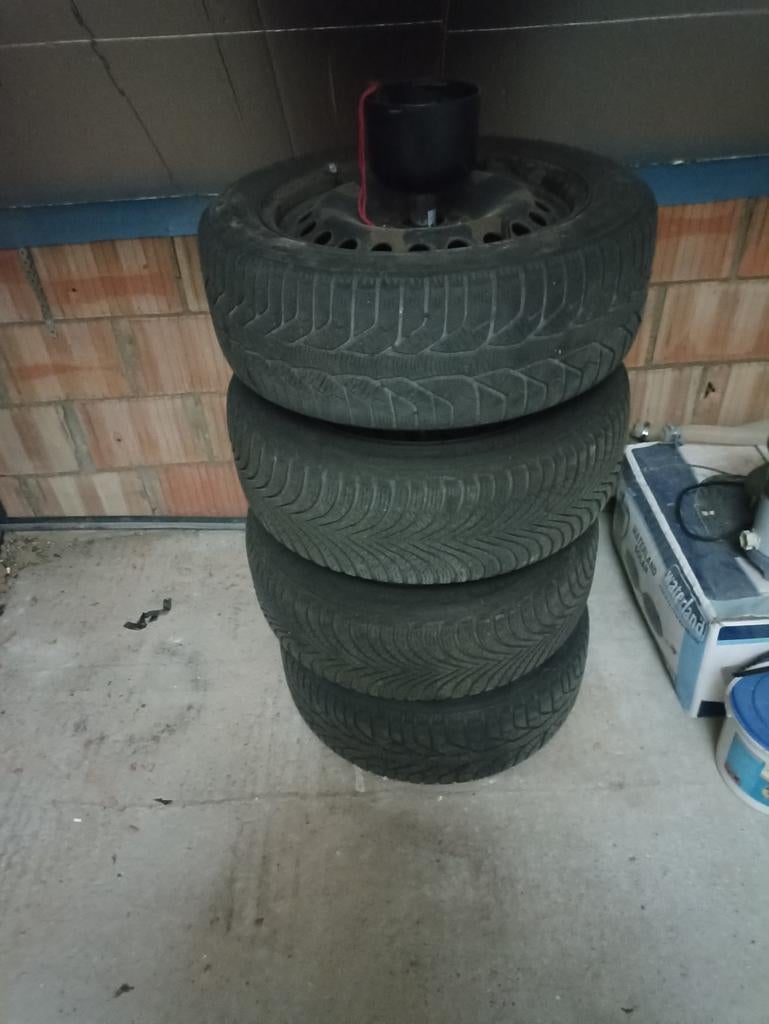 4 winterbanden op staal velgen, Ophalen