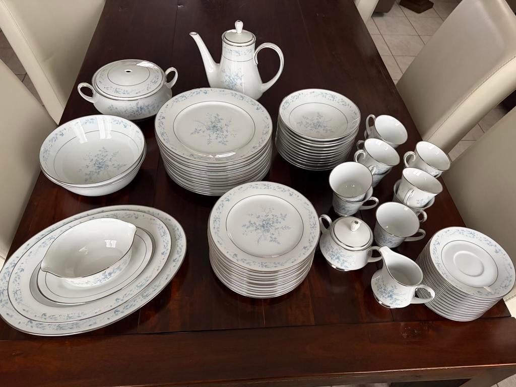 Service van Noritake chinees porselein 69 delig, Ophalen