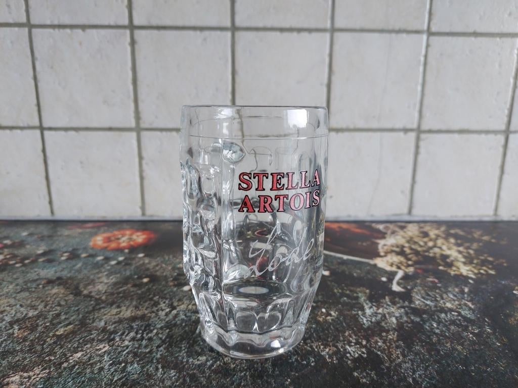 Chope à bière en verre Stella Artois, Enlèvement ou Envoi, Comme neuf, Verre à bière