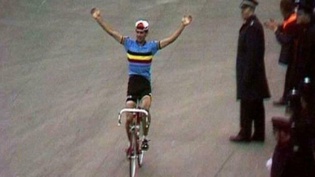 Jean-Pierre Monseré,  wereldkampioen in de regenboogtrui ..., Verzamelen, Bidprentjes en Rouwkaarten, Ophalen of Verzenden, Bidprentje