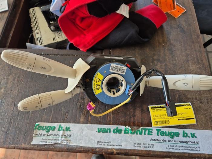 Combischakelaar Stuurkolom van een Fiat 500, Ophalen of Verzenden, 3 maanden garantie, Gebruikt, Fiat