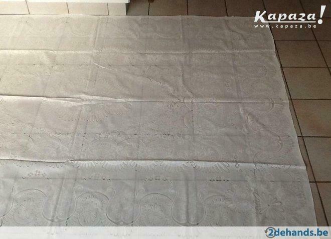 Wit tafellaken, Huis en Inrichting, Keuken | Textiel, Ophalen of Verzenden, Gebruikt