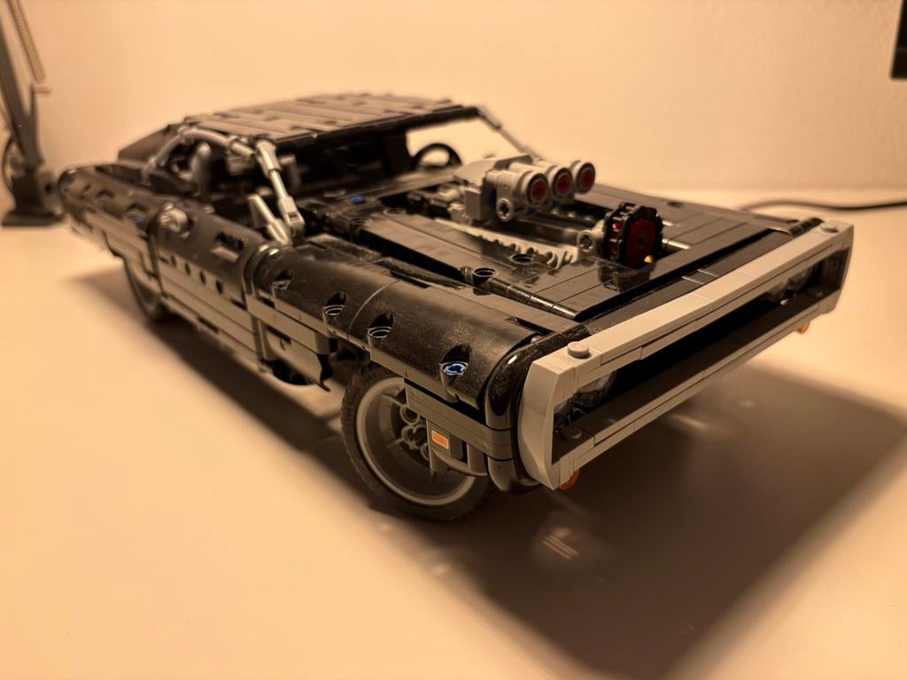 LEGO Technic 42111 - Dom’s Dodge Charger, Hobby en Vrije tijd, Ophalen of Verzenden, Zo goed als nieuw
