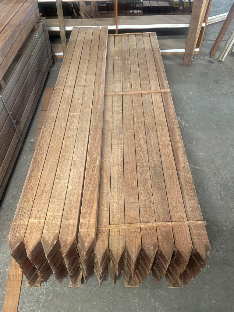 Poteaux en bois dur raboté / Poteaux en azobé, Neuf, Poteaux, Enlèvement ou Envoi, Bois dur