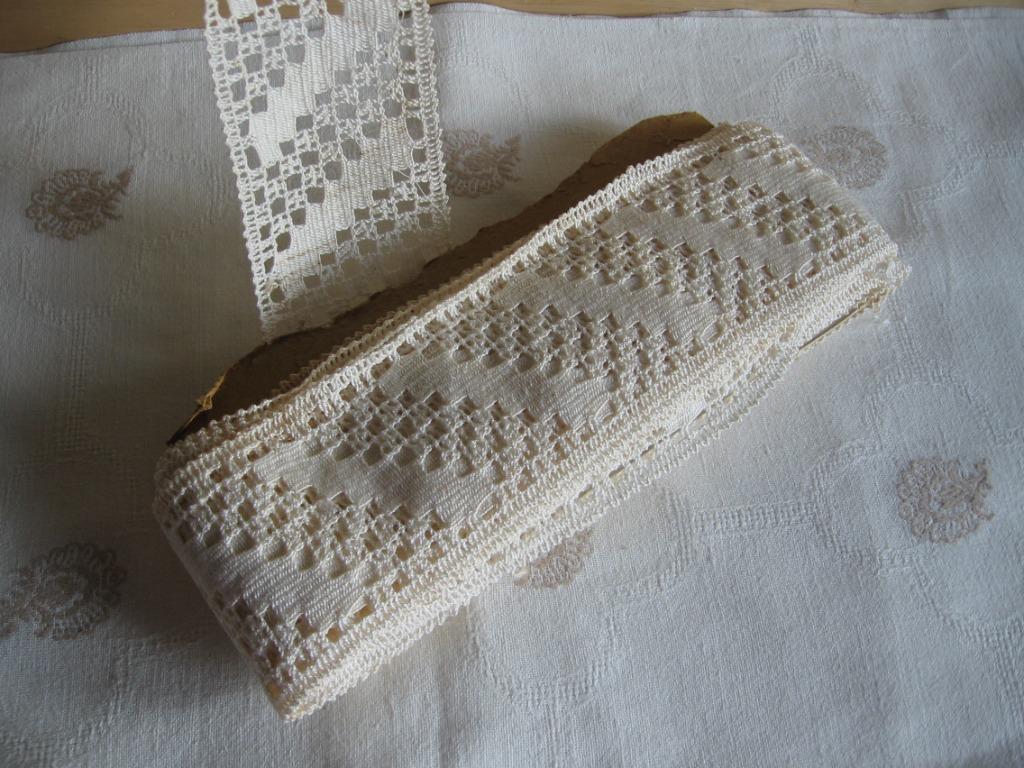 Ancienne dentelle entre deux - largeur 6,5 cm, Enlèvement ou Envoi