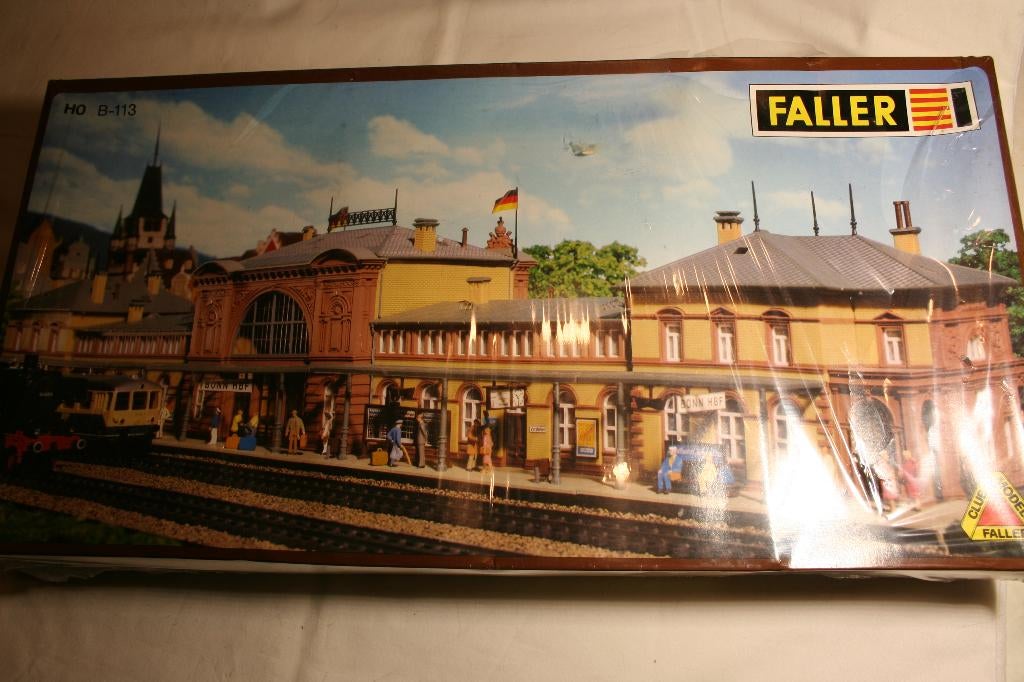 Faller (HO) B-113 Station Bonn Hbf, Enlèvement ou Envoi, Neuf, Pont, Tunnel ou Bâtiment