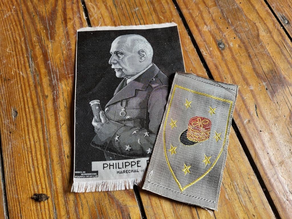 lot badges Petain, Vichy 2WW, Collections, Enlèvement ou Envoi
