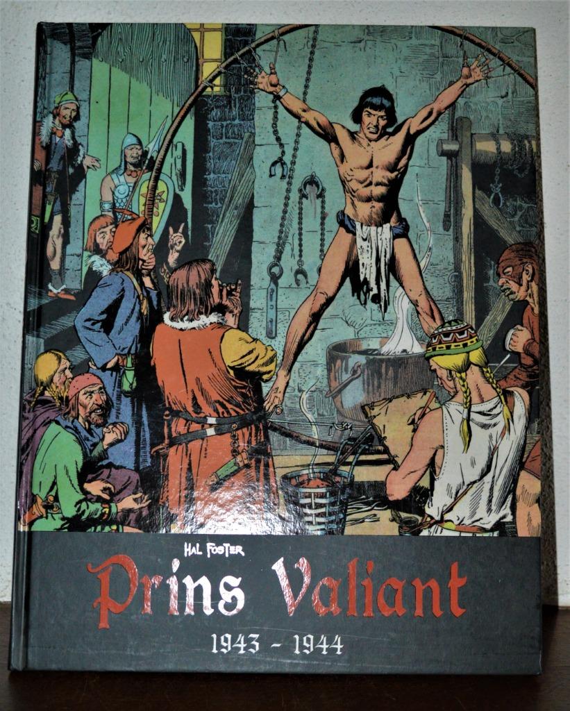 Stripverhaal hardcover Prince Valiant 1943 - 1944, Ophalen of Verzenden, Zo goed als nieuw, Hal Foster, Overige onderwerpen