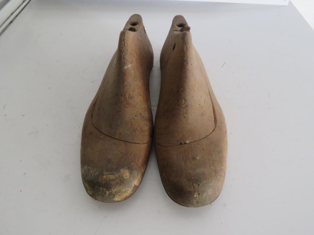 Paire de chaussure ancienne dure taille 42, Enlèvement ou Envoi