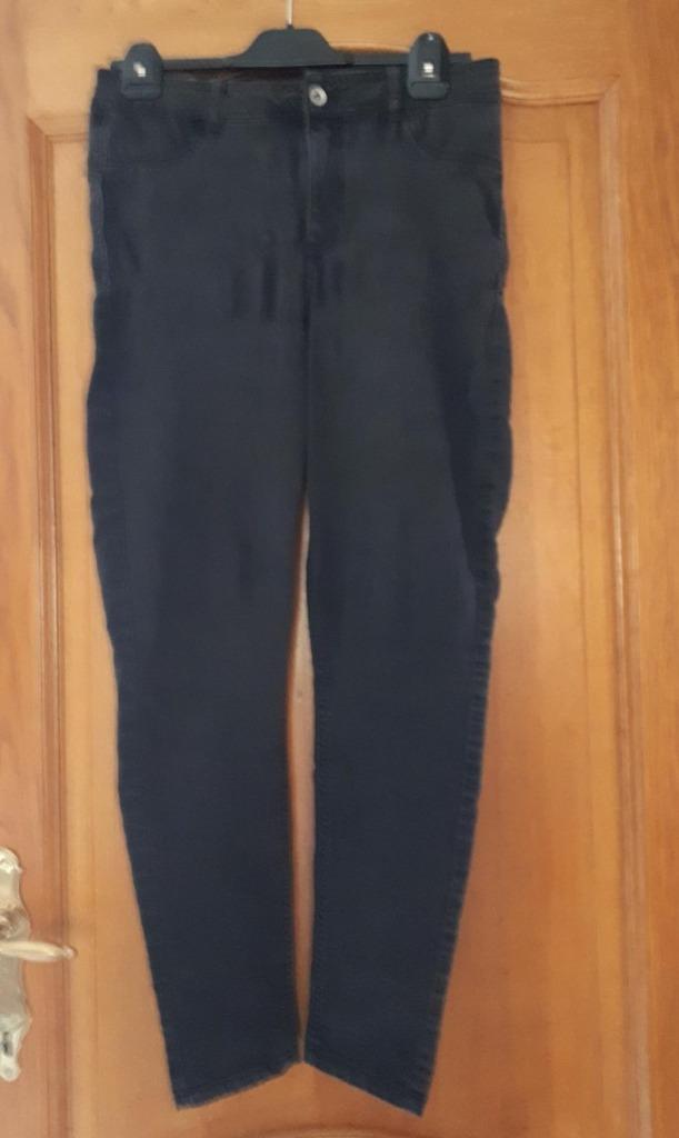 Calzedonia - noir - jeans - taille L - 0,50€, Vêtements | Femmes, Calzedonia, Porté, Envoi, Noir