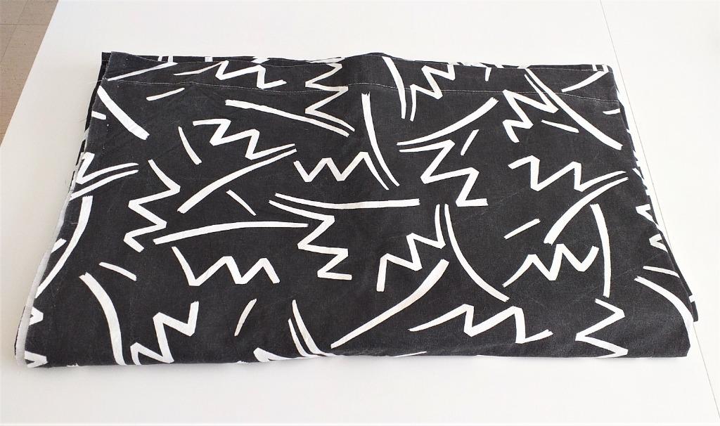 Drap avec 4 taies d'oreiller noir et blanc en coton, Oreiller, Enlèvement ou Envoi, Utilisé, Blanc