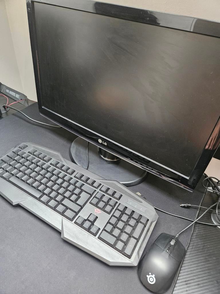 Display mouse toetsenbord, Computers en Software, Ophalen, Zo goed als nieuw