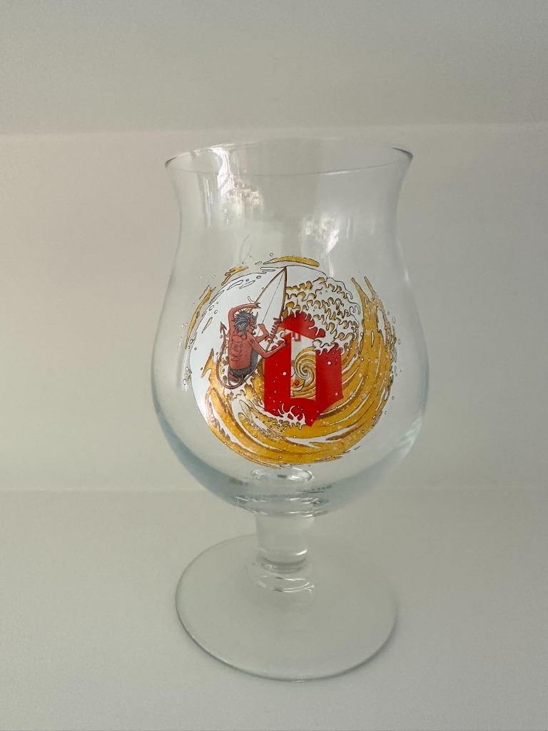 DUVEL glas Art Collection TORNADO KOBE DE KEYZER - Nieuw!, Verzamelen, Glas en Drinkglazen, Nieuw, Bierglas, Ophalen of Verzenden