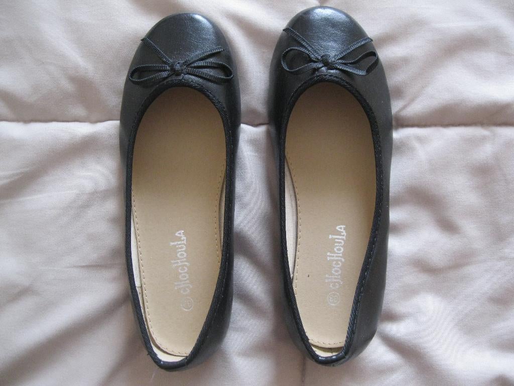 Ballerines noires neuves 33, Neuf, Enlèvement ou Envoi, Chaussures, Fille