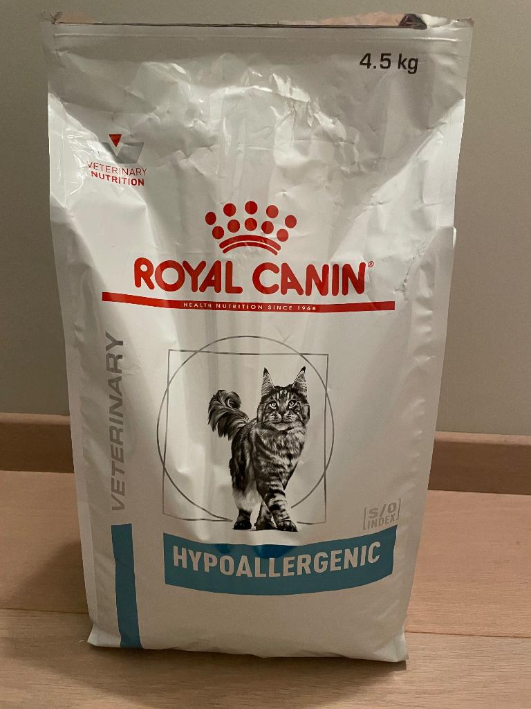 2 zakken Royal canin hypoallergenic katten droogvoer, Dieren en Toebehoren, Ophalen, Kat