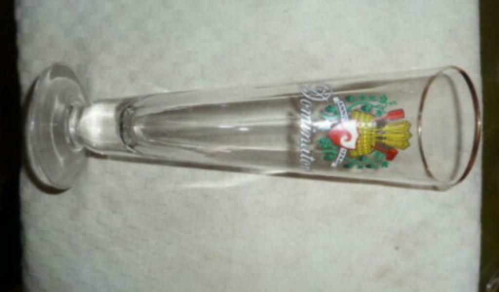 #B bier glas ( Dommelsch ) DOMINATOR Anno 1744 facetten, Ophalen of Verzenden, Gebruikt, Bierglas