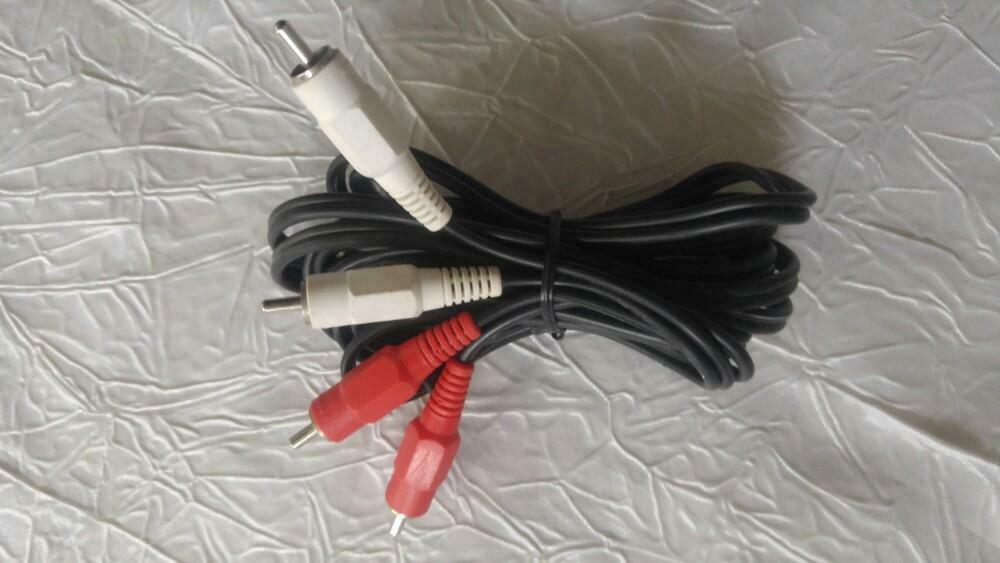 Cable video audio 2x RCA 3 metres, Ophalen of Verzenden, Zo goed als nieuw