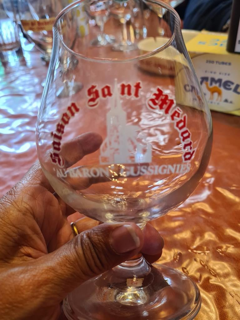 St Médard Saison Glass.