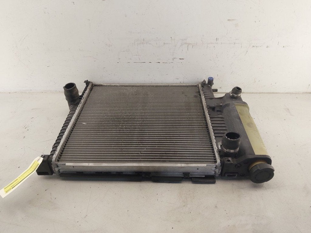 RADIATEUR BMW Z3 Roadster (E36 / 7) (|17111728907|), Gebruikt, BMW, Petuelring 130
80809  München, DE, Bayerische Motoren Werke AG
