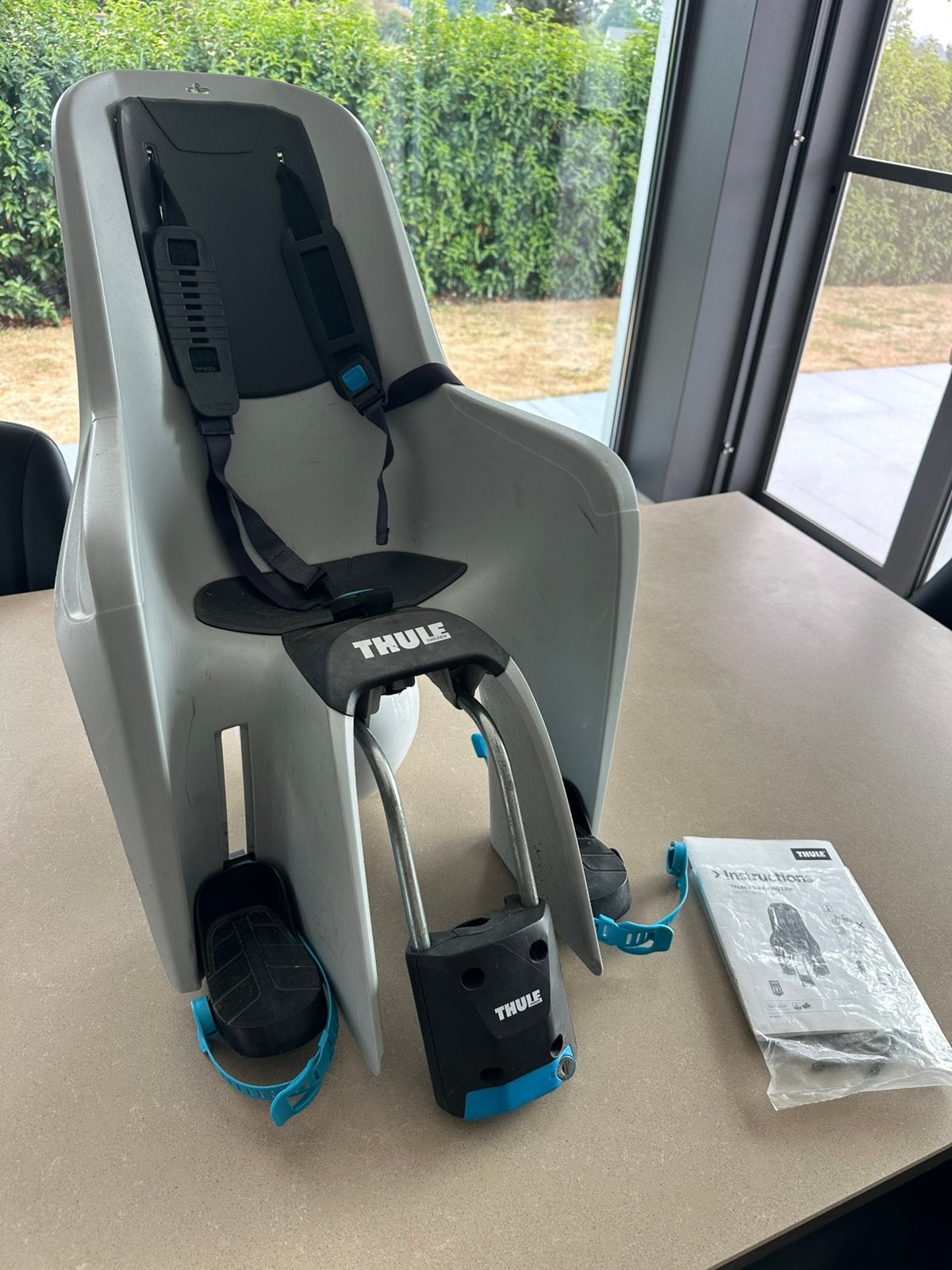 Fietsstoel Thule, Achterzitje, Ophalen, 15 t/m 25 kg, Gebruikt