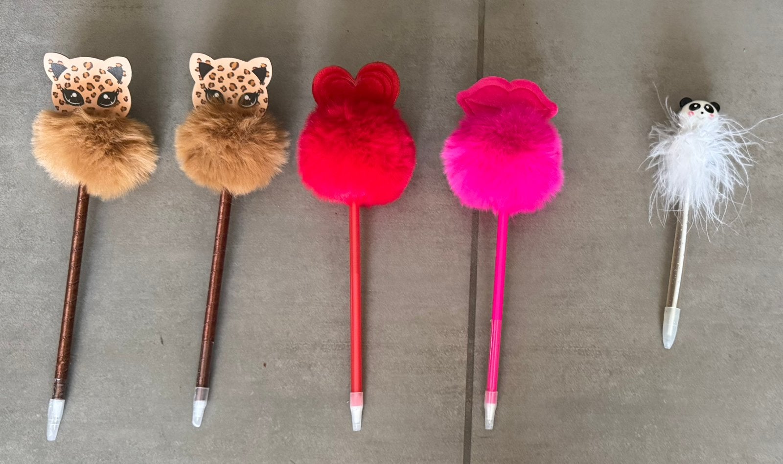 5 pompom stylos, Collections, Enlèvement, Comme neuf