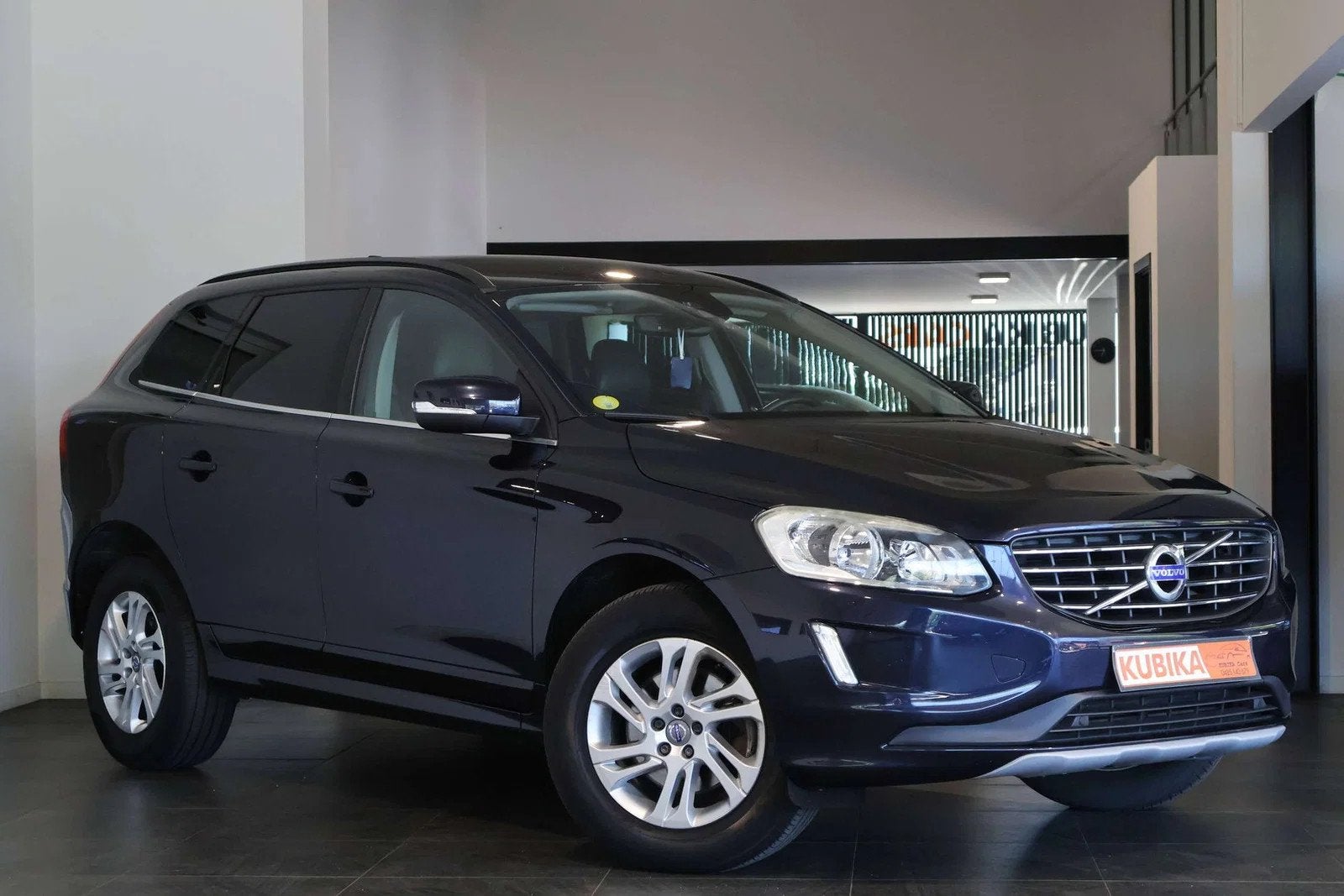 Volvo XC60 2.0 D3 CruiseC Camera Navi Leder Garantie*, Auto's, Volvo, Automaat, Gebruikt, 4 cilinders, 1969 cc