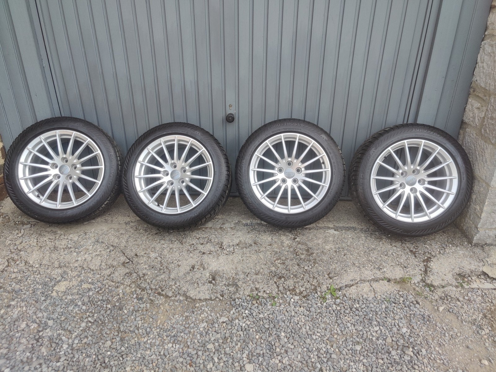 roues hiver alu audi, Enlèvement, Pneu(s)