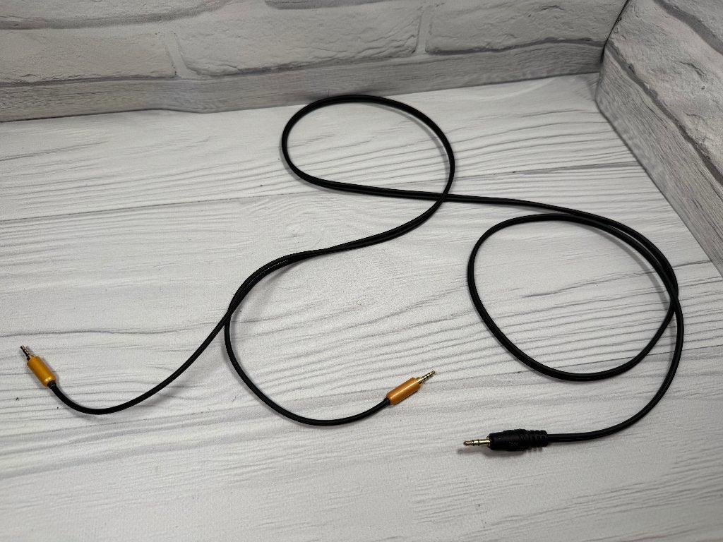 Audiokabel / Muziekkabel 2.5 naar 3.5 jack Hoofdtelefonkabel, TV, Hi-fi & Vidéo, Enlèvement, Comme neuf, Moins de 2 mètres, Autres câbles